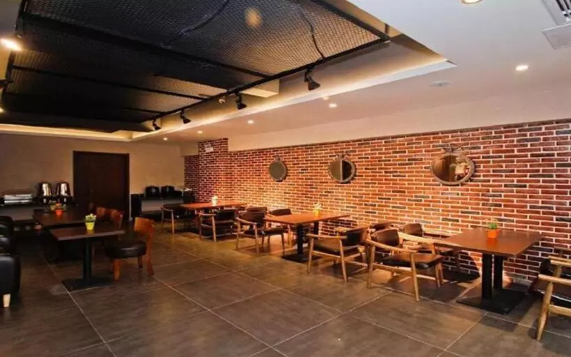 Hotelli James Joyce Coffetel·hefei Binhu Provincial Government Tangxihe Park Metro Station