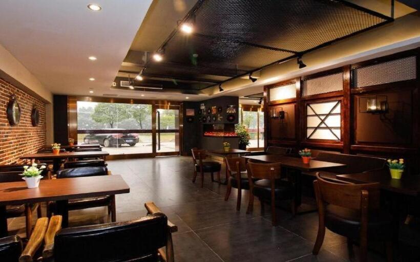 בית מלון כפרי James Joyce Coffetel·hefei Binhu Provincial Government Tangxihe Park Metro Station