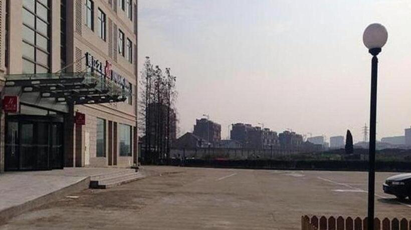 فندق Jinjiang Inn Ningbo Airport Outlets Plaza
