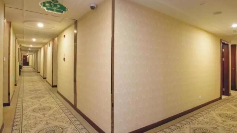 Hotelli Vienna 3 Best Hongqiao Exhibition Center Beiqing Highway