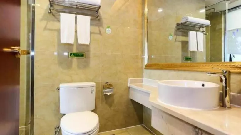 Hotelli Vienna 3 Best Hongqiao Exhibition Center Beiqing Highway