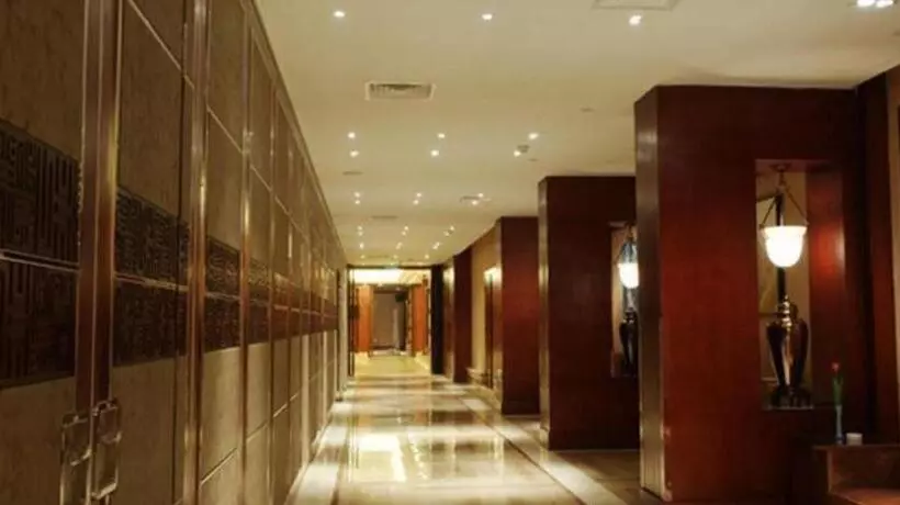 Hotelli Yiwu Shinsun International