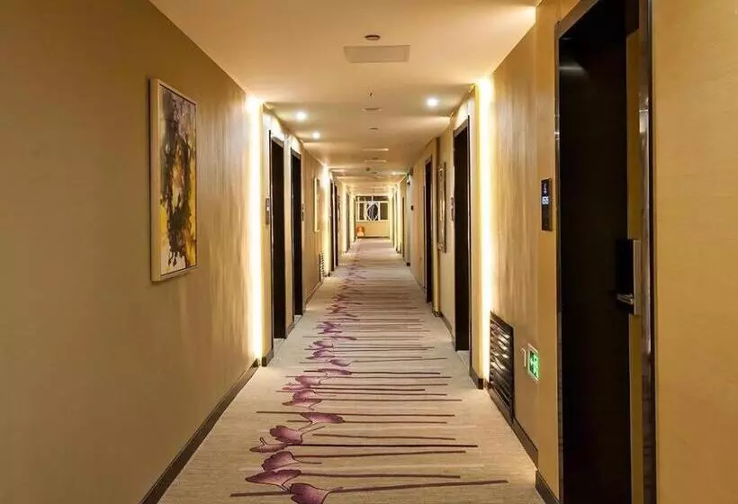 Lavande Hotel Chengde Mountain Resort Railway Station