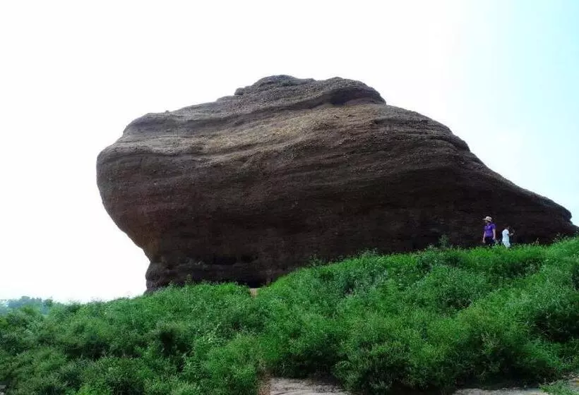 Lavande Hotel Chengde Mountain Resort Railway Station