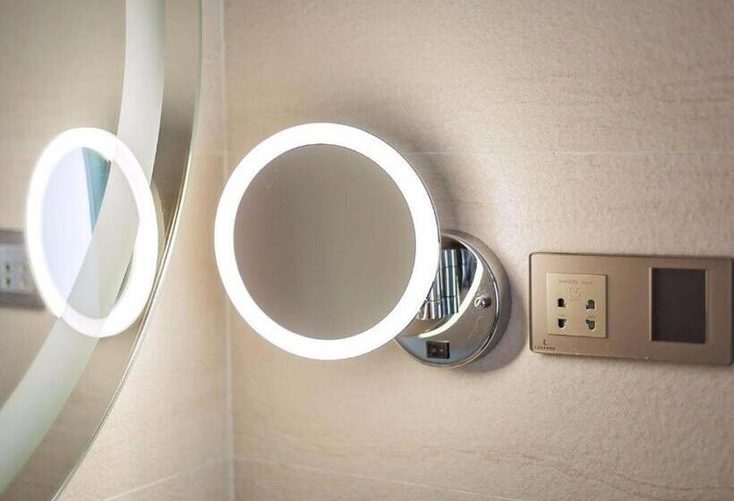 Lavande Hotel Chengde Mountain Resort Railway Station