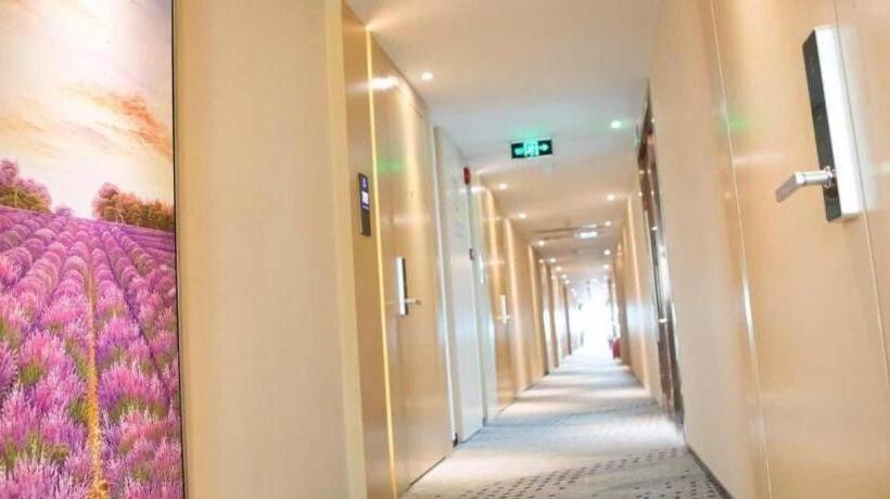 Lavande Hotel Shenzhen North Station Huawei Gangtou Metro Station
