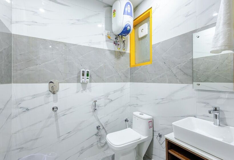 Lime Tree Hotel Genpact Vatika Chowk