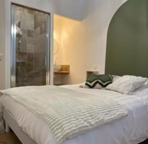 Majatalo Maison Des Ambans Chambres D Hotes Hypercentre 200m De La Gare Et Petit Dejeuner Inclus