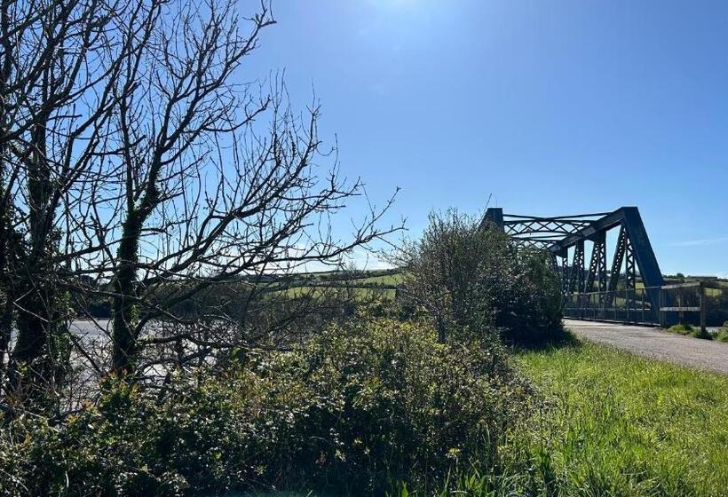 بنسيون Tidal Heights