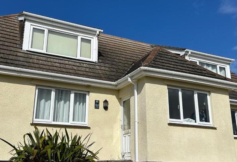 بنسيون Tidal Heights