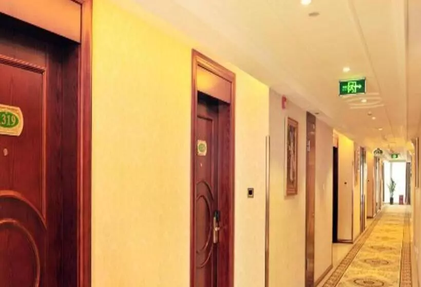 Vienna International Hotel Bazhong East Gate