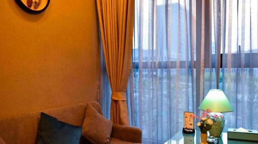 Xana Hotelle Chengdu Pidu Longhushu Xintianjie Technical College