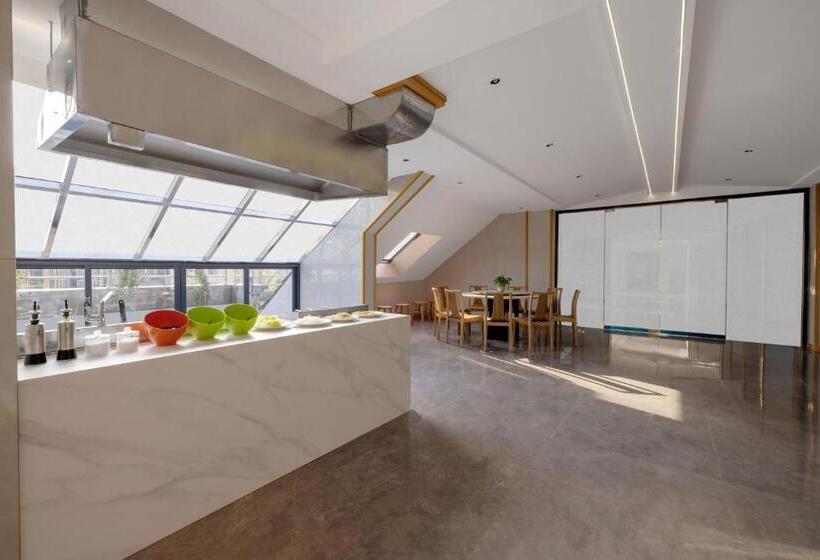 万悦国际酒店机场火车站店