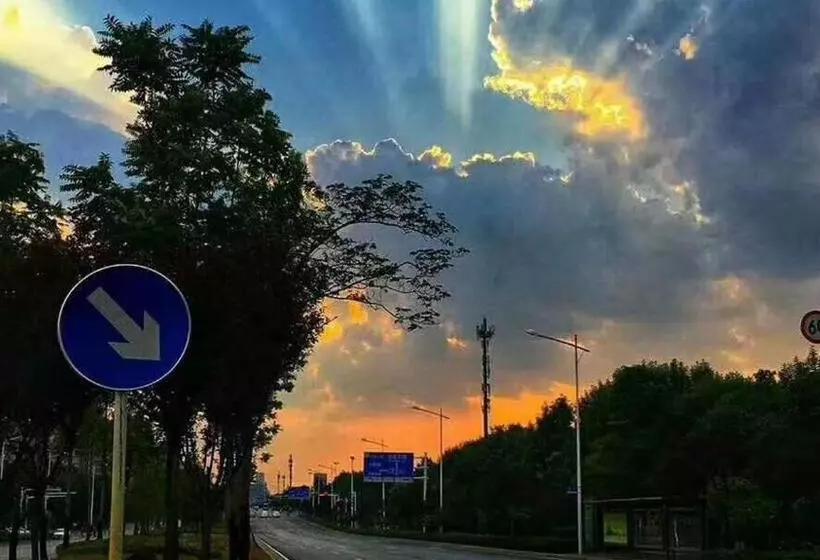 Aamiaismajoitus (B&B) 登封嵩山居精品民宿