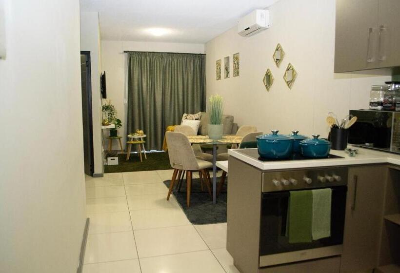 تختخواب و صبحانه Shomer Merensky Apartment