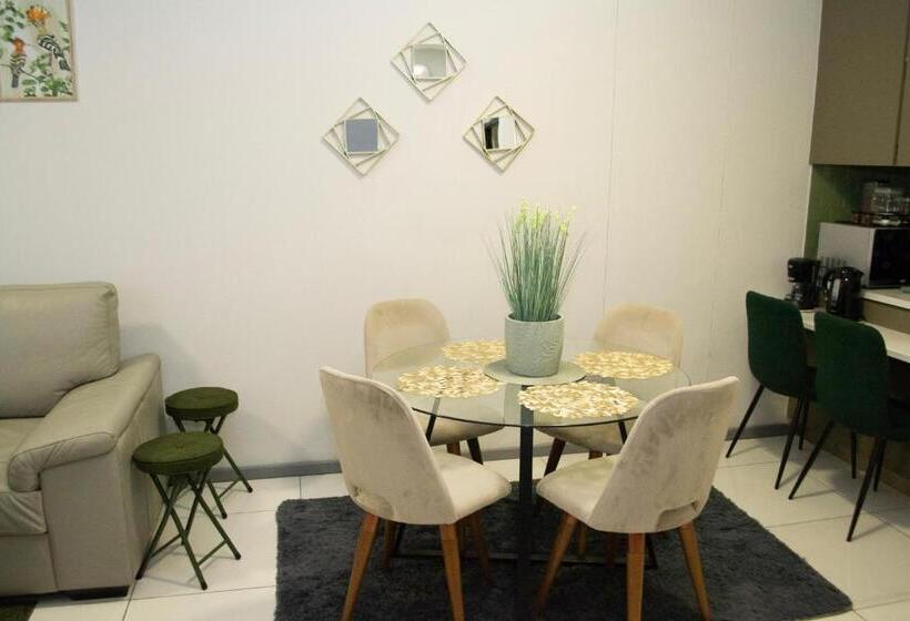 تختخواب و صبحانه Shomer Merensky Apartment