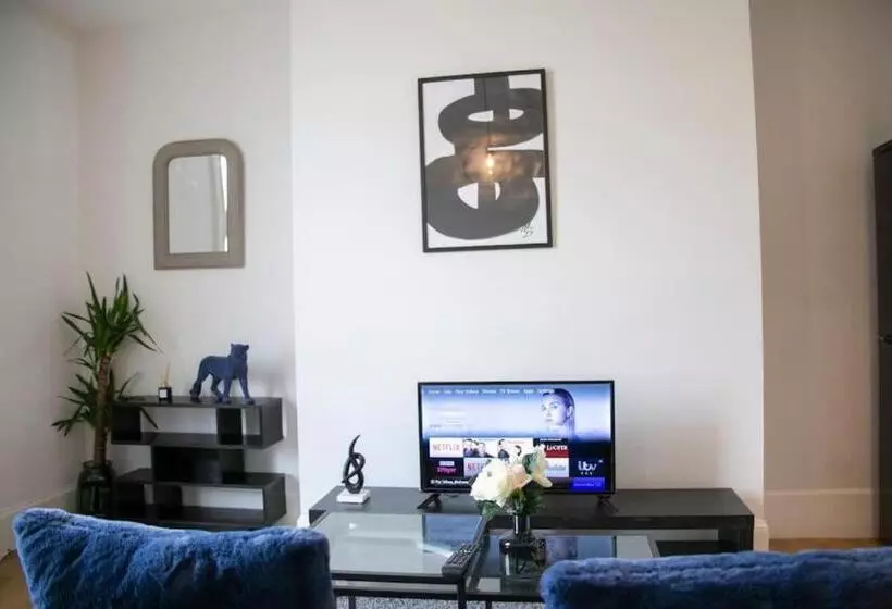Fortunae City Center Ensuite Apartments