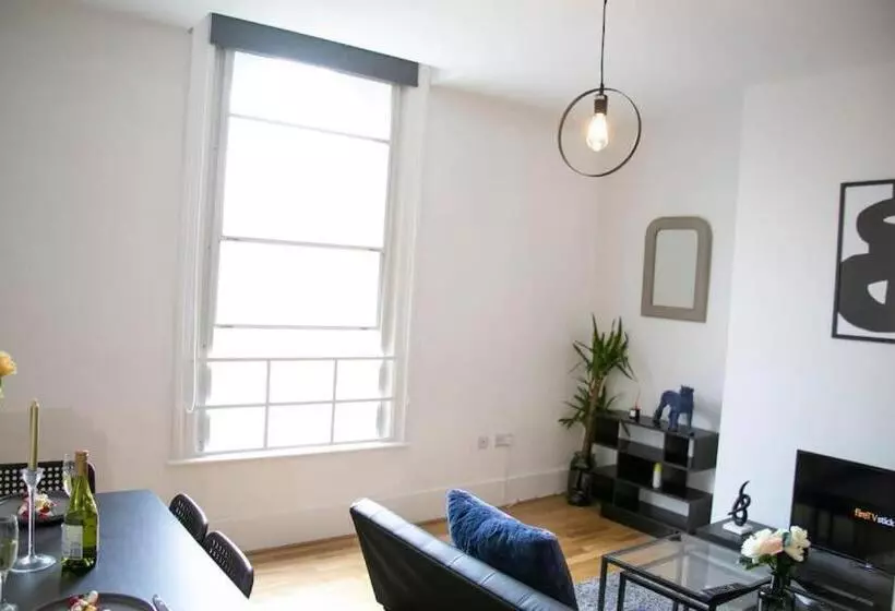 Fortunae City Center Ensuite Apartments