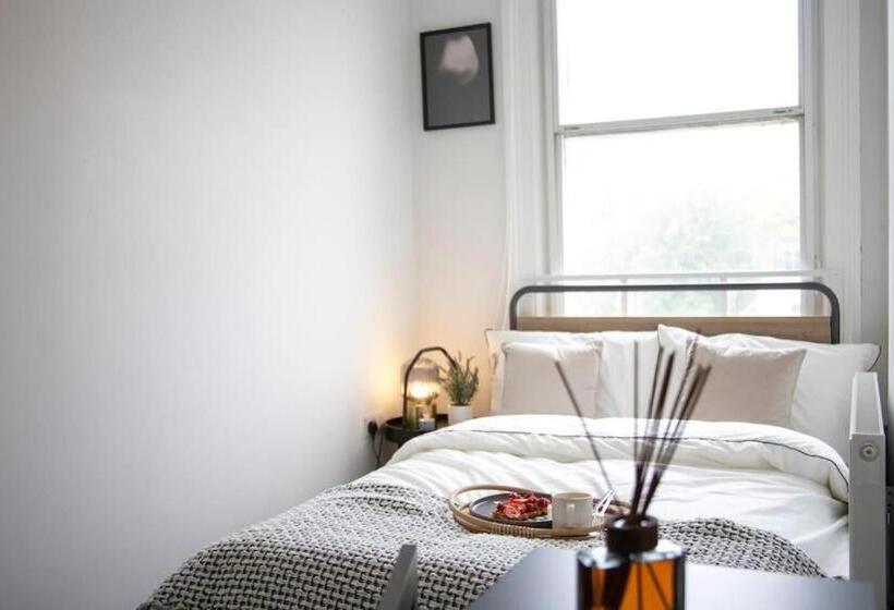 Fortunae City Center Ensuite Apartments