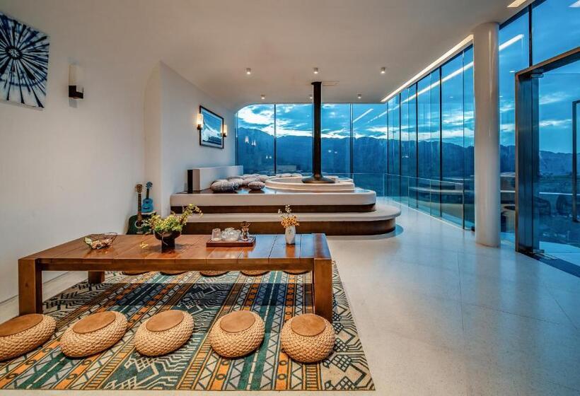 Hotel 雷山西江龙塘山房