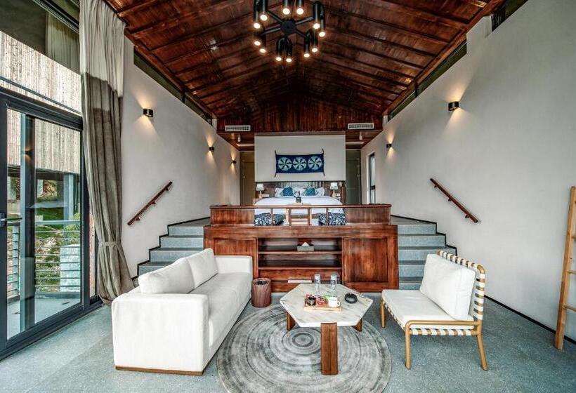 Hotel 雷山西江龙塘山房