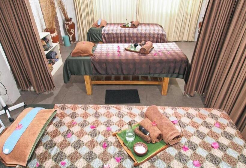 فندق Coco Breeze Spa