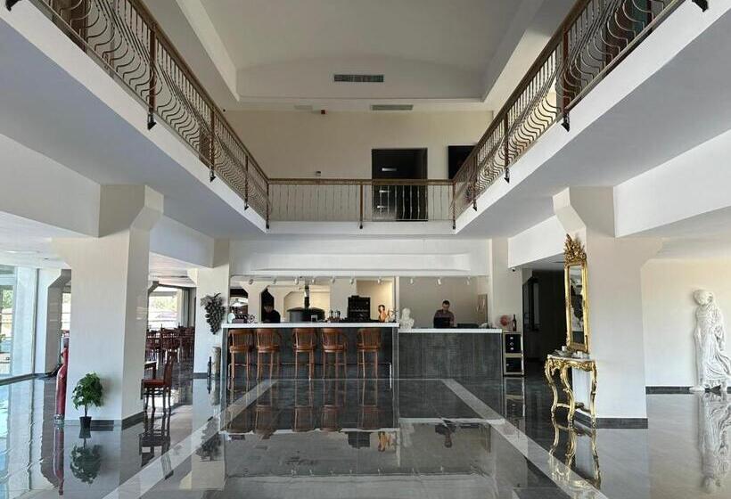 هتل Etruscan Boutique