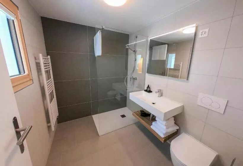 هتل Osteria Bäkar