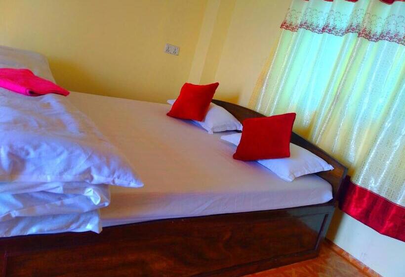 هتل Pick View Restaurant And Lodge