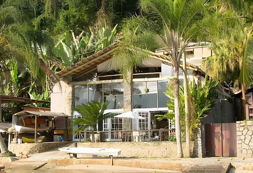 Отель Suíte Praia Do Rosa, Casa Na Ilha
