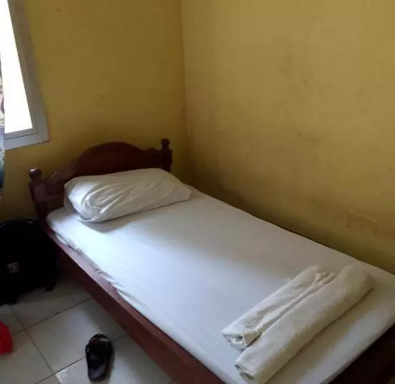 Manyangwe Hotel/