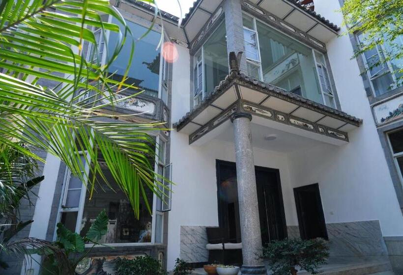 פנסיון 大理古城渔月客栈