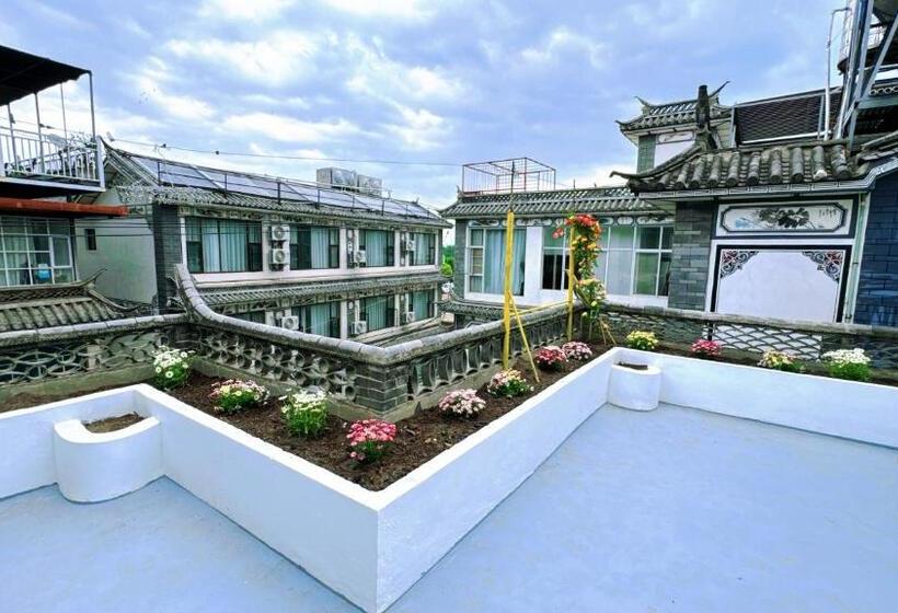 פנסיון 大理古城渔月客栈