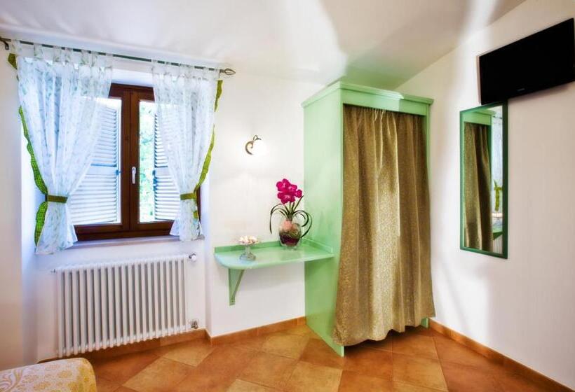 펜션 Affittacamere Le Querce