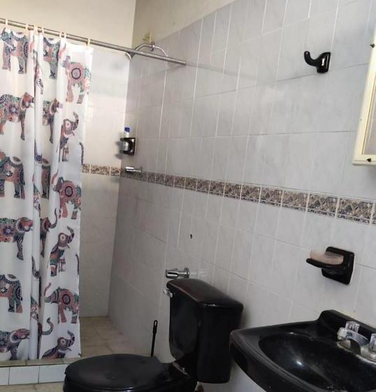 פנסיון Don Fran S Hostel