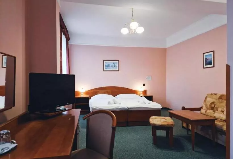 Majatalo Penzion Harmonie Chodov