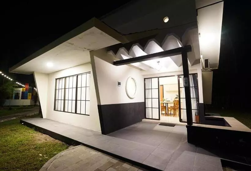 ペンション Villa White Wringin Borobudur