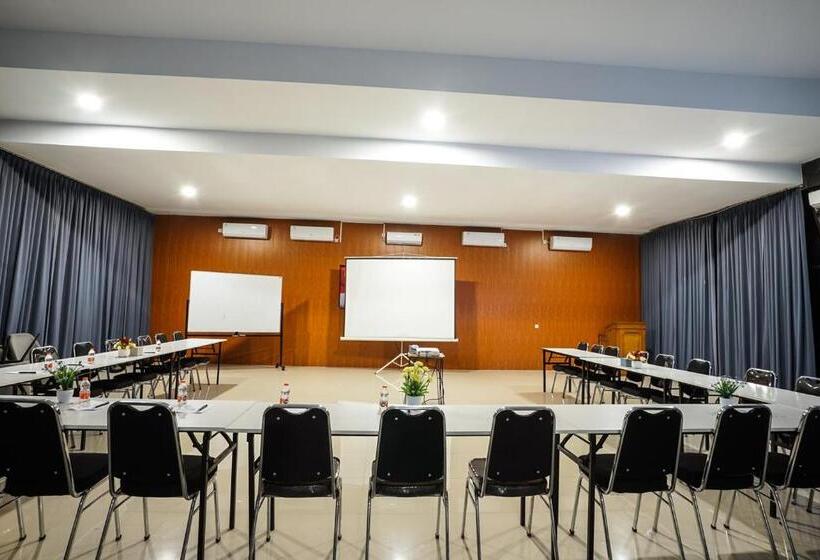 פנסיון Villa White Wringin Borobudur