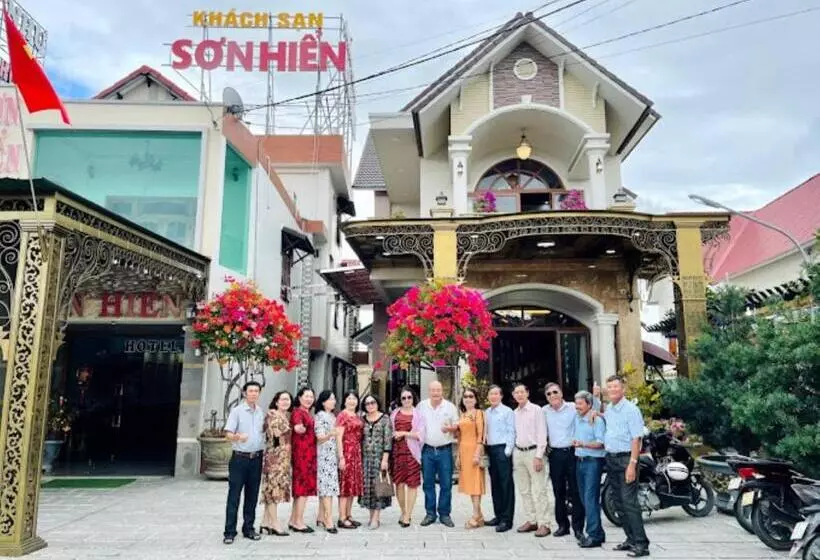 هتل Khách Sạn Sơn Hiển