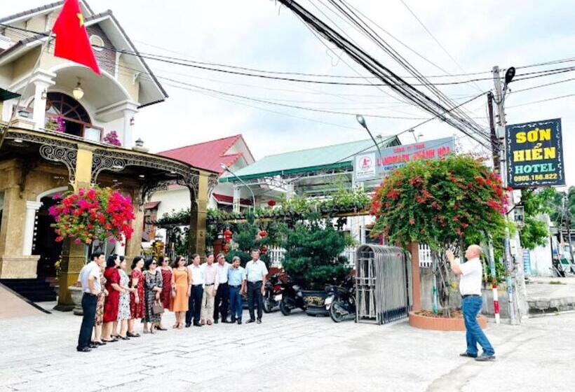 هتل Khách Sạn Sơn Hiển