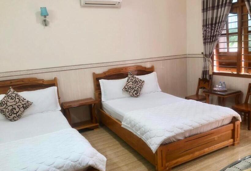 هتل Khách Sạn Sơn Hiển