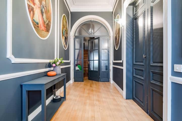 تختخواب و صبحانه L Atelier K