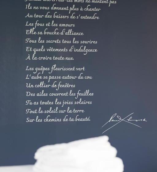 تختخواب و صبحانه L Atelier K