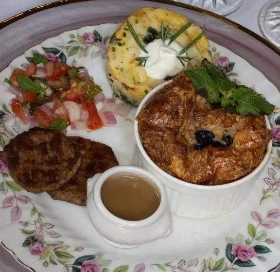 Dupont Mansion Bed & Breakfast