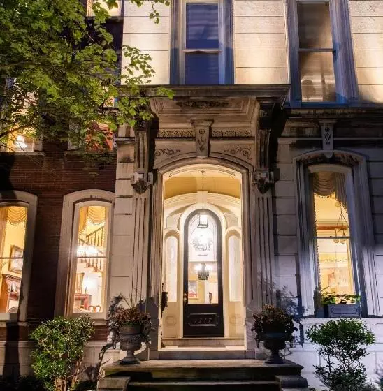Dupont Mansion Bed & Breakfast