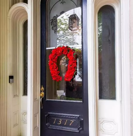 Dupont Mansion Bed & Breakfast