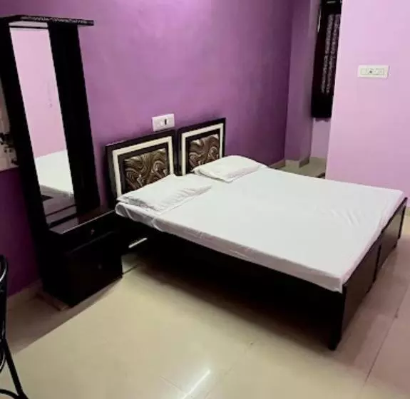 Goroomgo Hotel Moonlight Stay Jodhpur