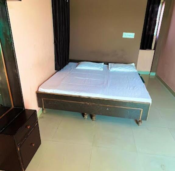 Goroomgo Hotel Moonlight Stay Jodhpur