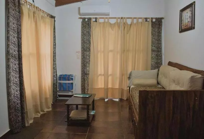 Hotelli Escapate A áfrik: Mía Naturaleza Y Confort