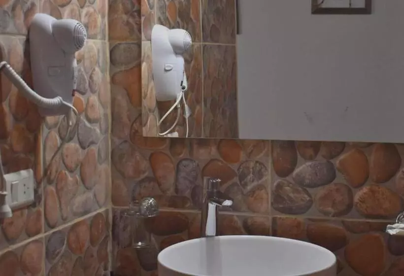 Hotelli Escapate A áfrik: Mía Naturaleza Y Confort